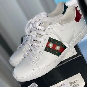 Authentic Gucci sneakers